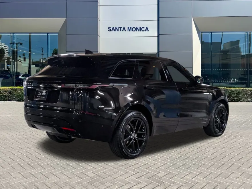 2026 Land Rover Range Rover Velar P400 Dynamic SE photo 1