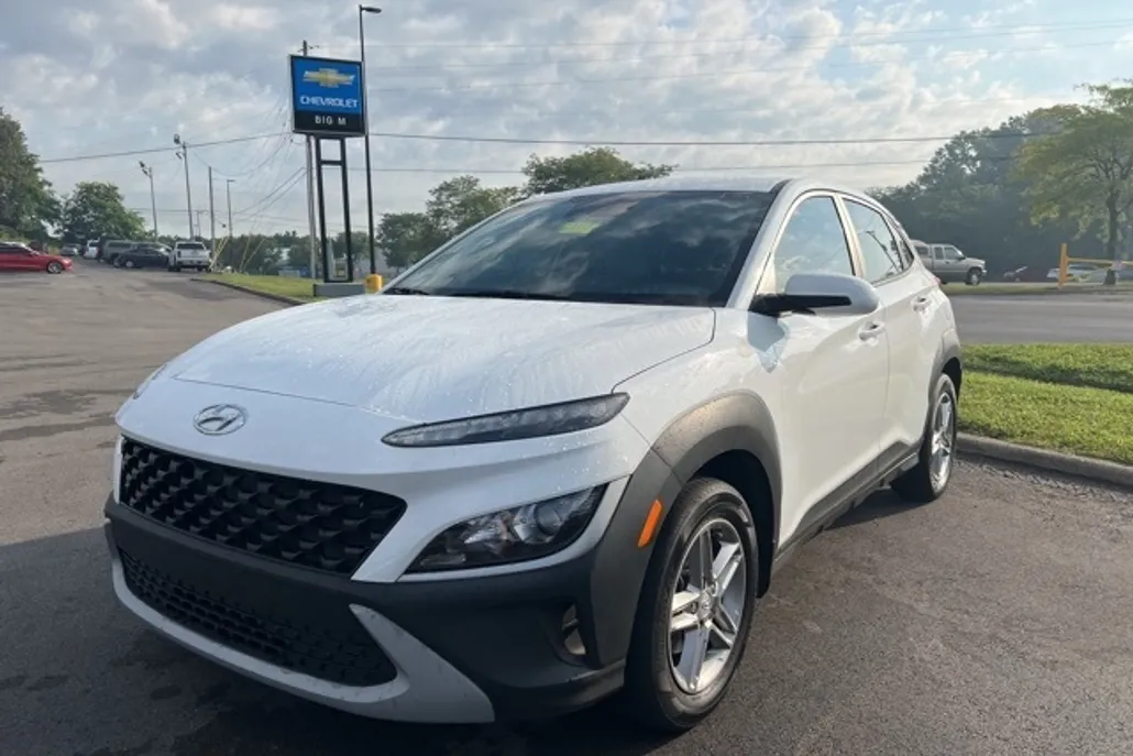 2022 Hyundai Kona SE photo 1