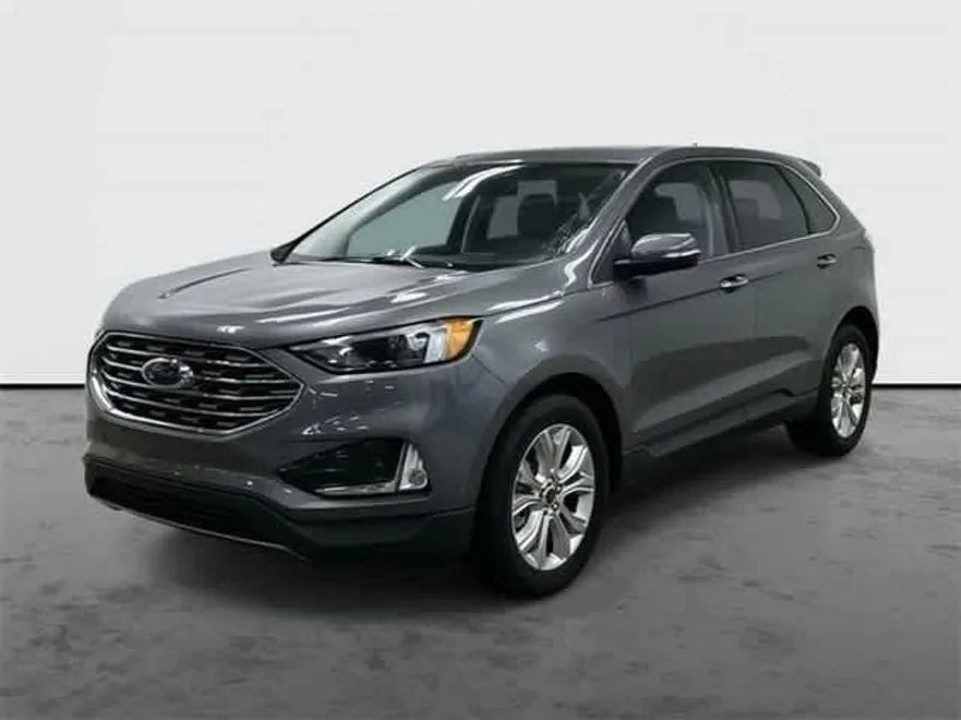 2024 Ford Edge Titanium photo 1