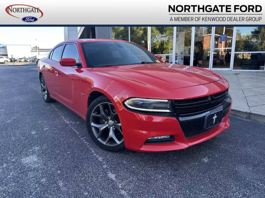 2015 Dodge Charger R/T photo 1