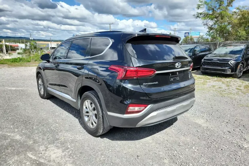 2020 Hyundai Santa Fe SEL photo 1