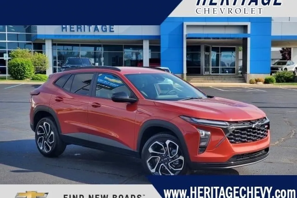 2024 Chevrolet Trax photo 1