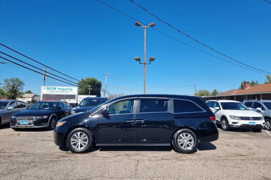 2016 Honda Odyssey EX-L photo 1