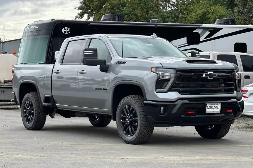 2025 Chevrolet Silverado 2500HD LTZ photo 1