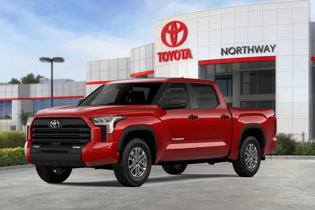 2026 Toyota Tundra SR5 CrewMax photo 1