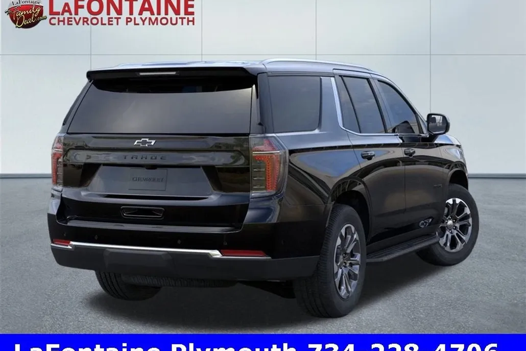 2025 Chevrolet Tahoe LS photo 1