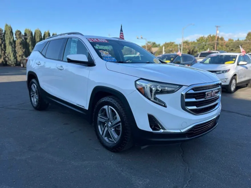 2020 Gmc Terrain SLT photo 1