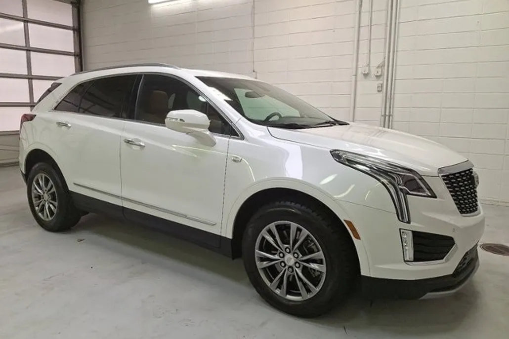 2022 Cadillac XT5 Premium Luxury photo 1