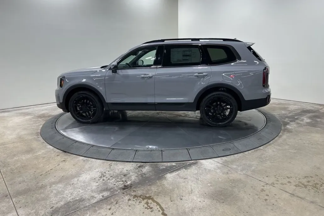 2025 Kia Telluride EX X-Line photo 1