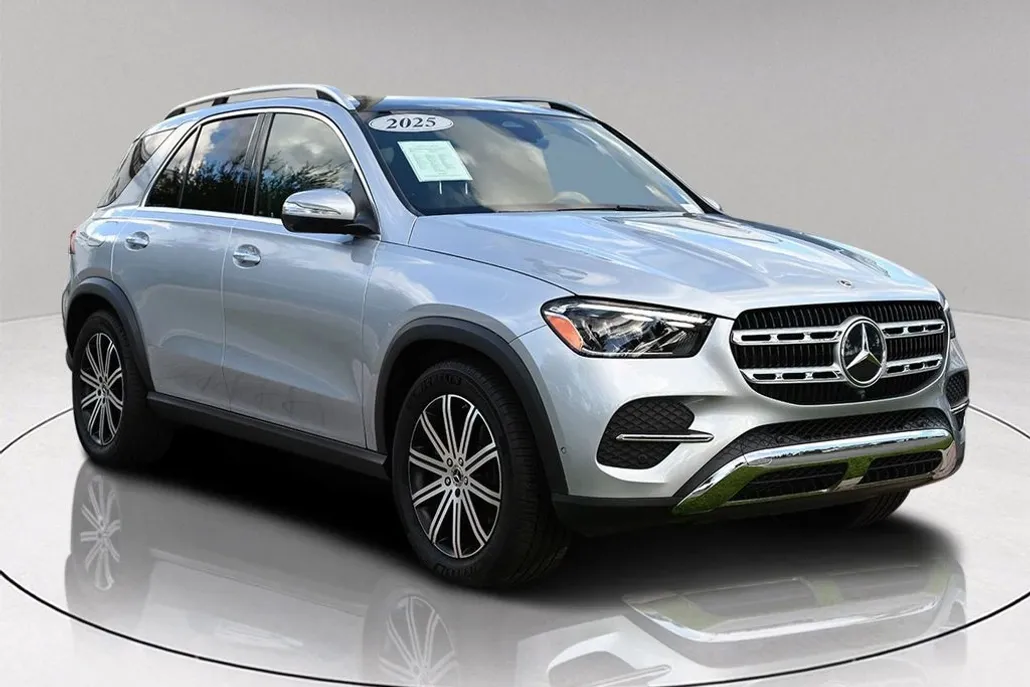 2025 Mercedes Benz GLE 350 4MATIC photo 1