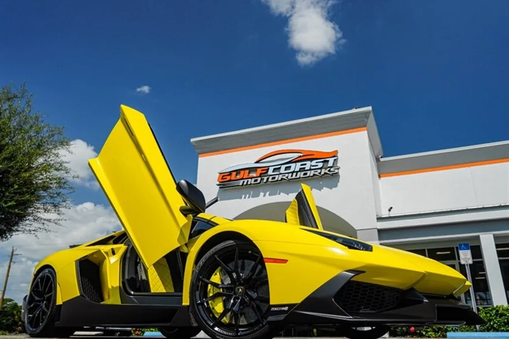 2014 Lamborghini Aventador LP 700-4 photo 1