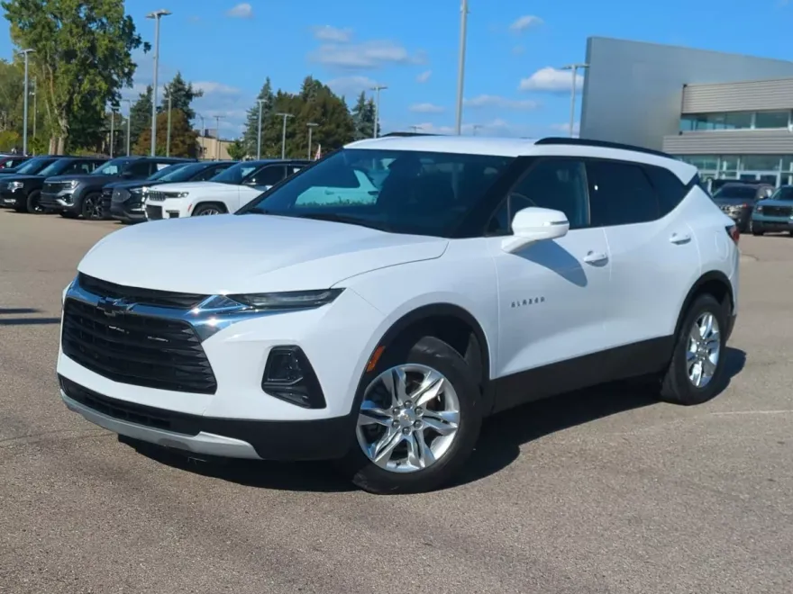 2020 Chevrolet Blazer 2LT photo 1