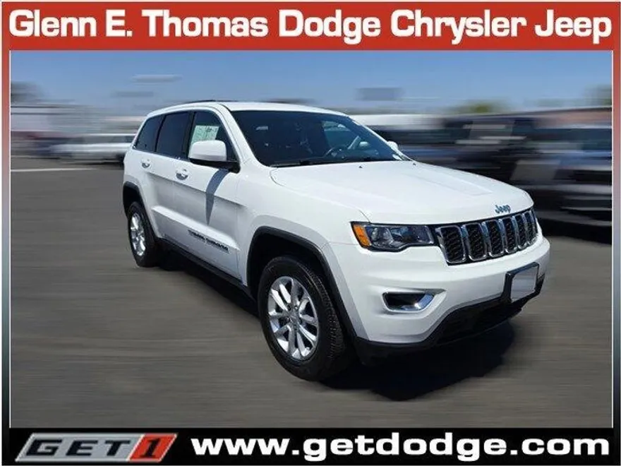 2022 Jeep Grand Cherokee Laredo X photo 1