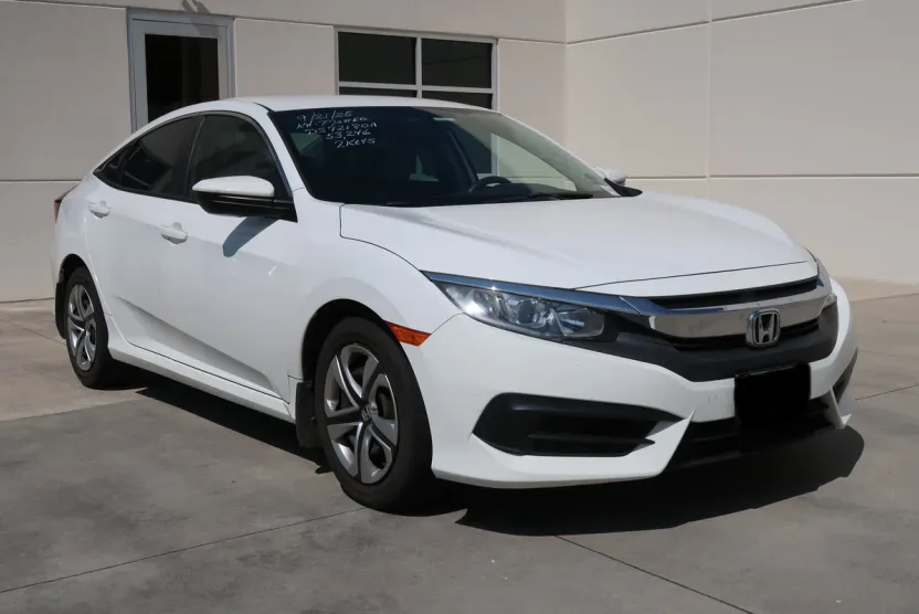 2018 Honda Civic LX photo 1