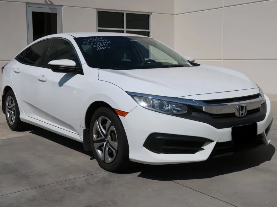2018 Honda Civic LX photo 1