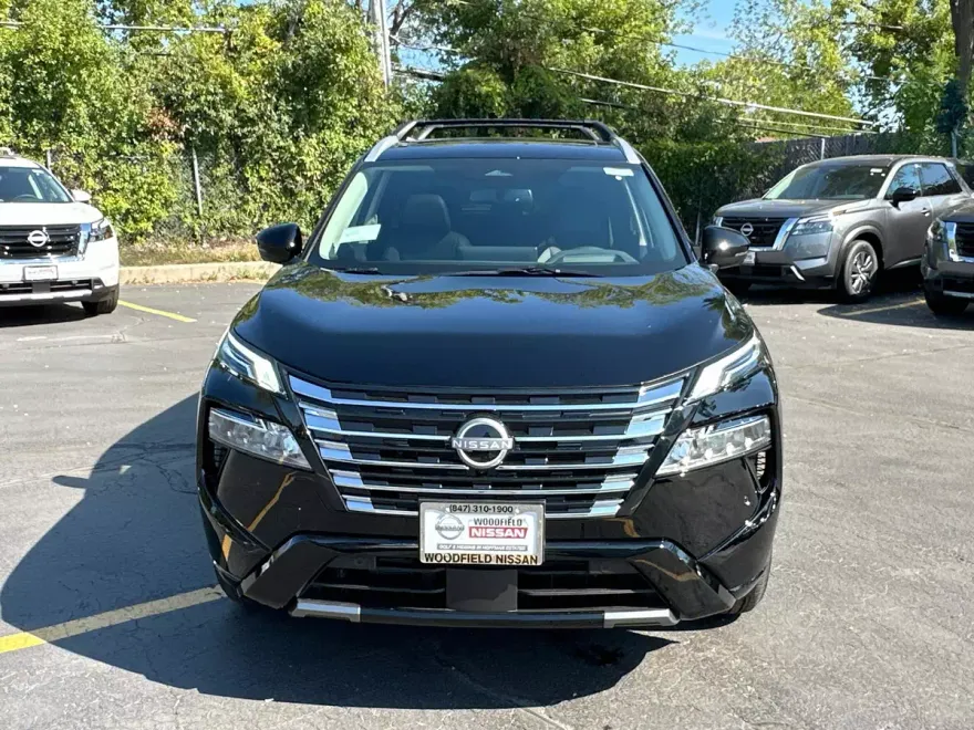 2026 Nissan Rogue Platinum photo 1
