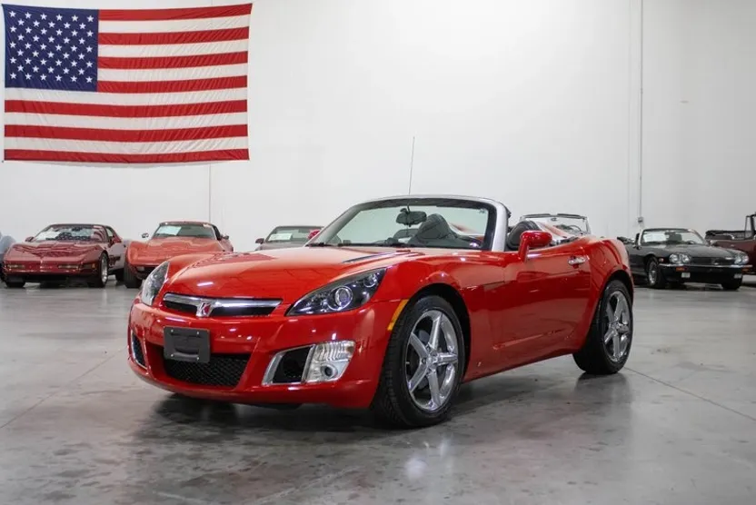 2008 Saturn Sky Convertible photo 1