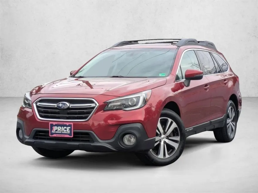 2018 Subaru Outback Limited photo 1