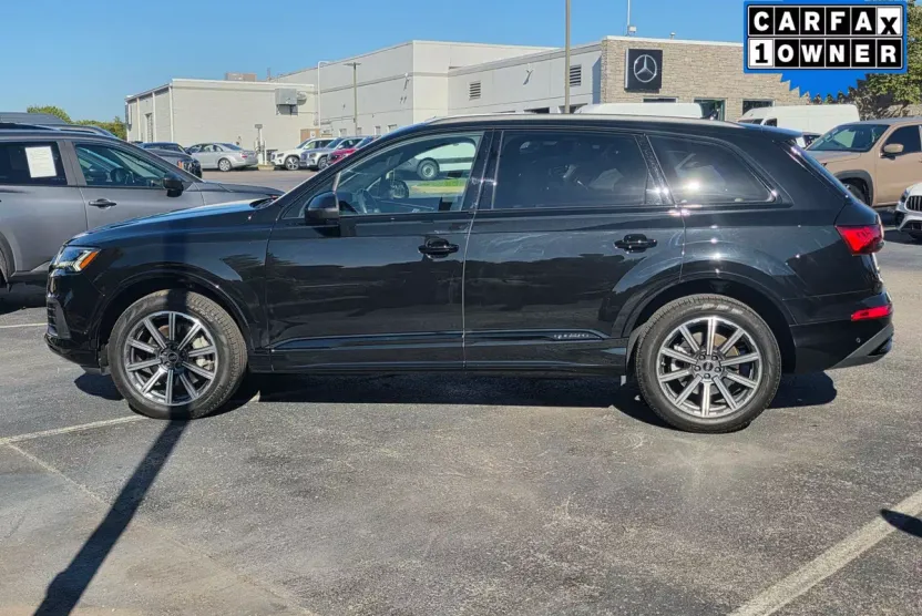 2024 Audi Q7 Premium Plus photo 1