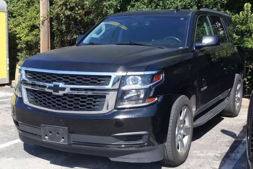 2017 Chevrolet Tahoe LT photo 1