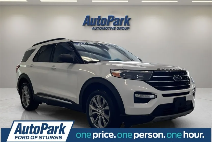 2020 Ford Explorer XLT photo 1