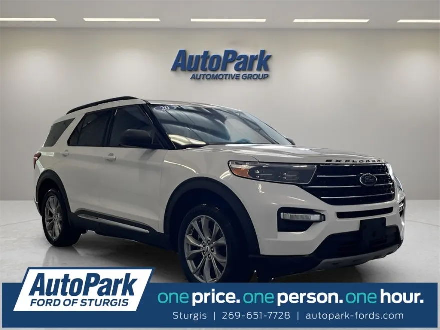 2020 Ford Explorer XLT photo 1