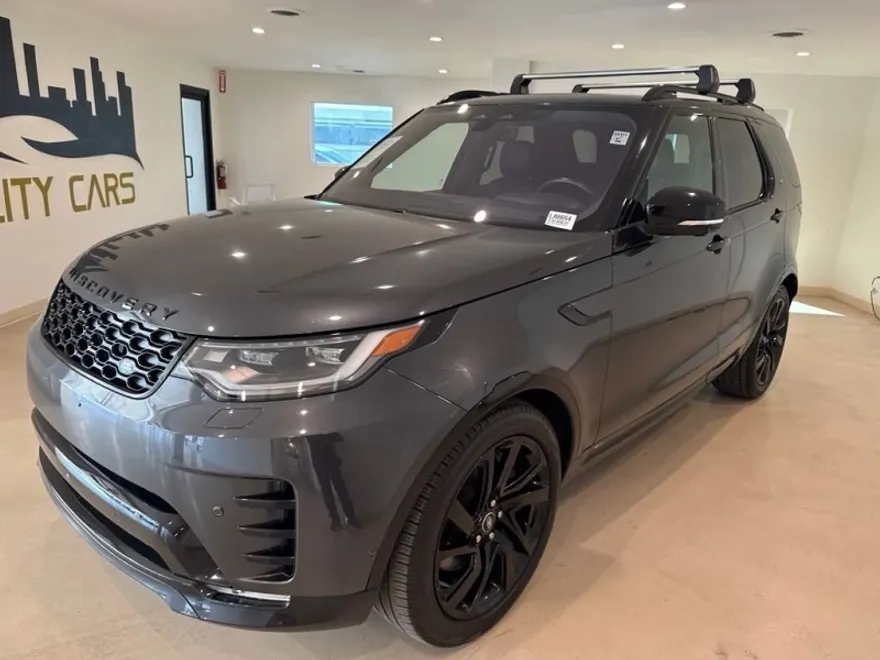 2022 Land Rover Discovery S R-Dynamic photo 1