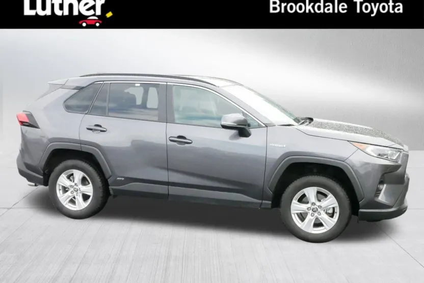 2021 Toyota RAV4 Hybrid XLE photo 1