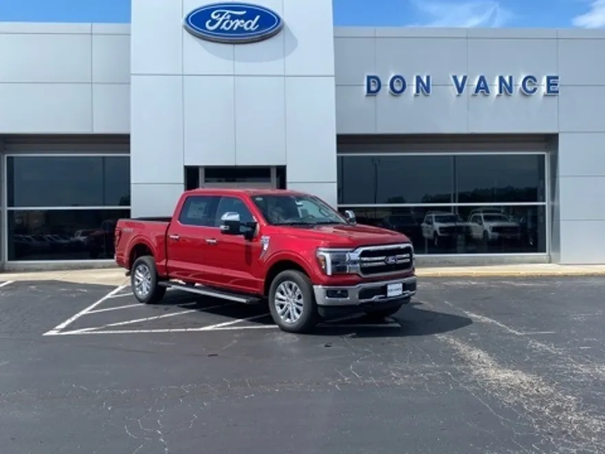 2025 Ford F-150 Lariat photo 1