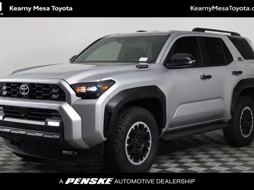 2025 Toyota 4Runner TRD Off-Road photo 1