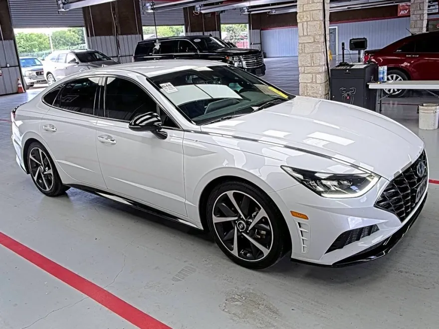 2021 Hyundai Sonata SEL Plus photo 1