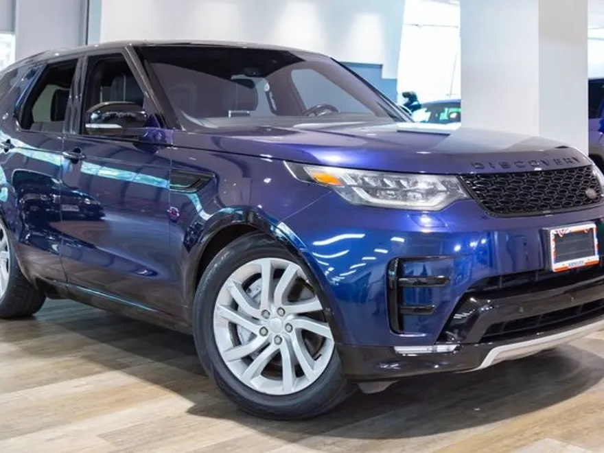 2018 Land Rover Discovery HSE photo 1