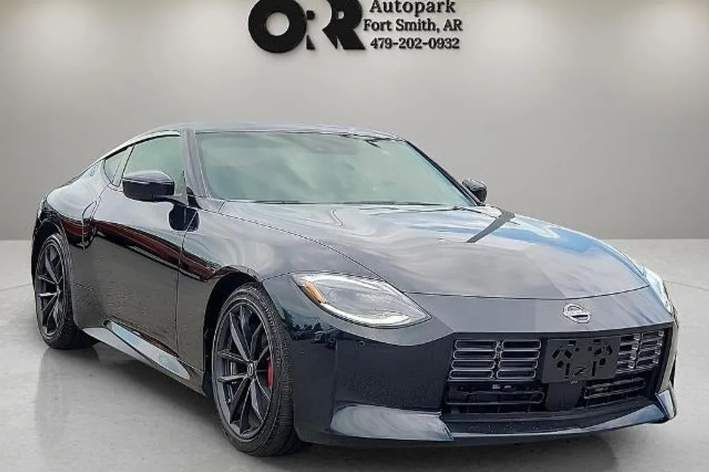 2025 Nissan Z Performance photo 1