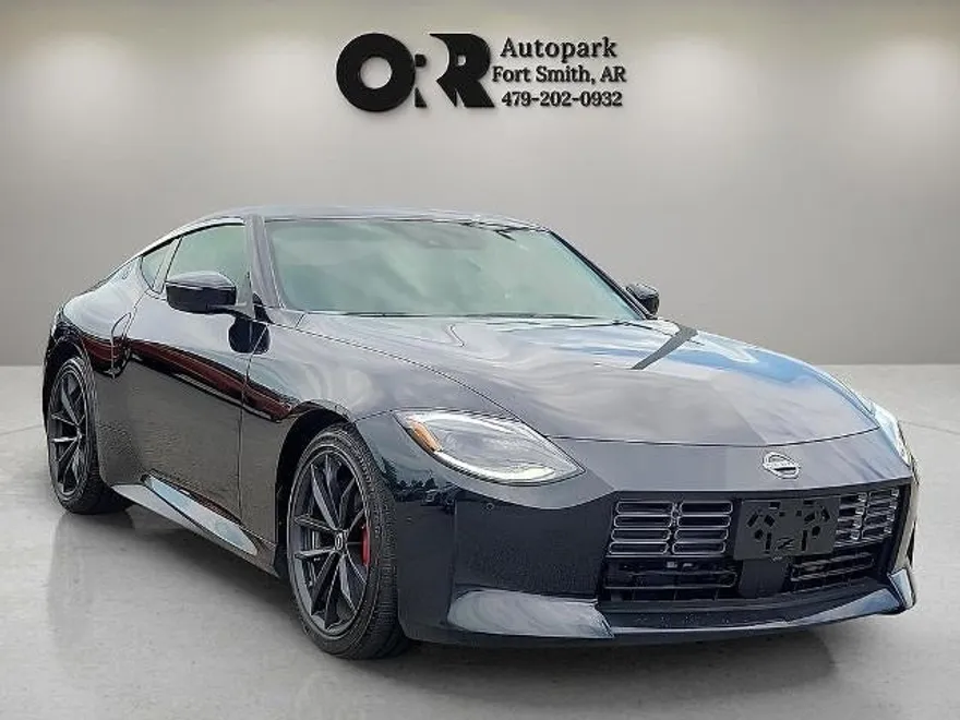 2025 Nissan Z Performance photo 1