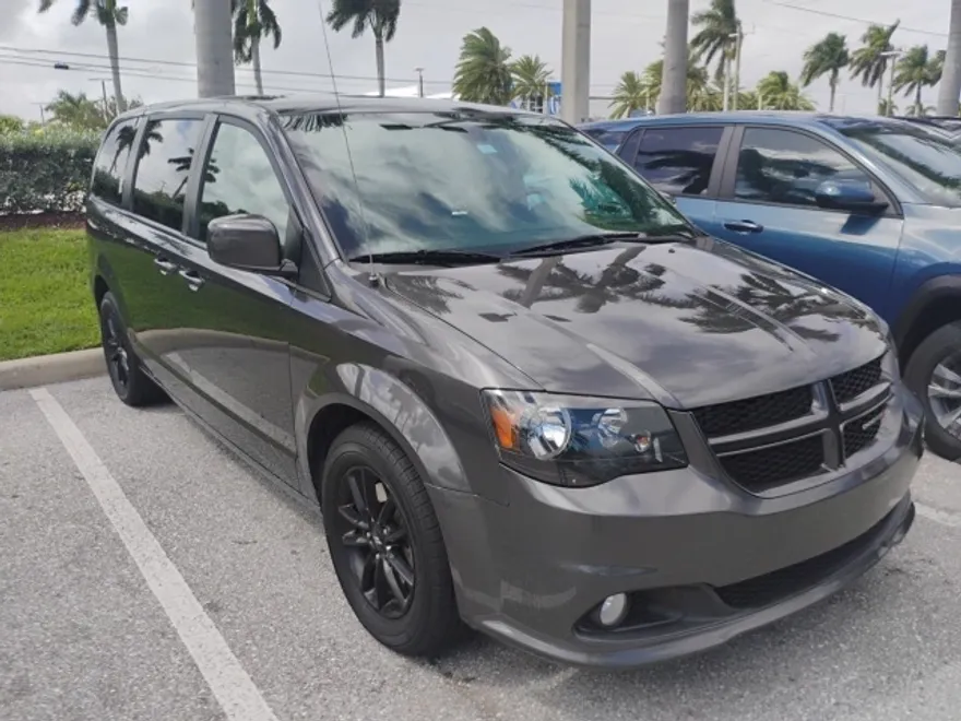 2019 Dodge Grand Caravan GT photo 1