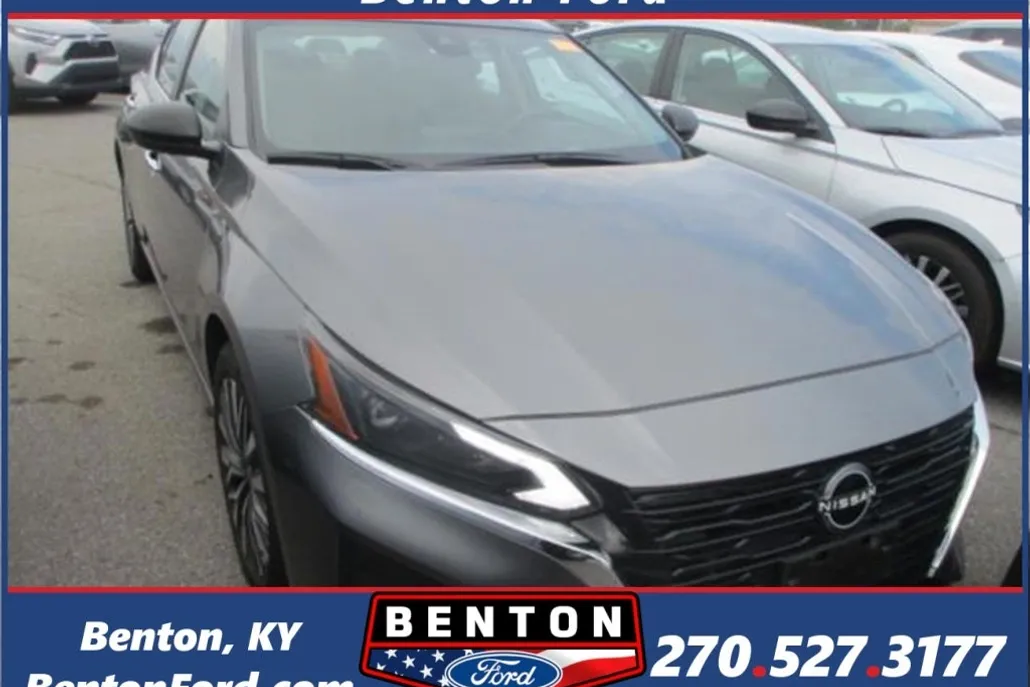 2024 Nissan Altima 2.5 SV photo 1