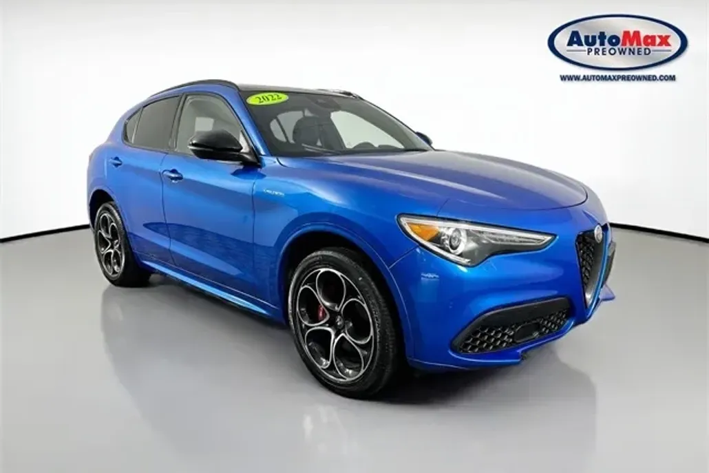 2022 Alfa Romeo Stelvio Ti Sport photo 1