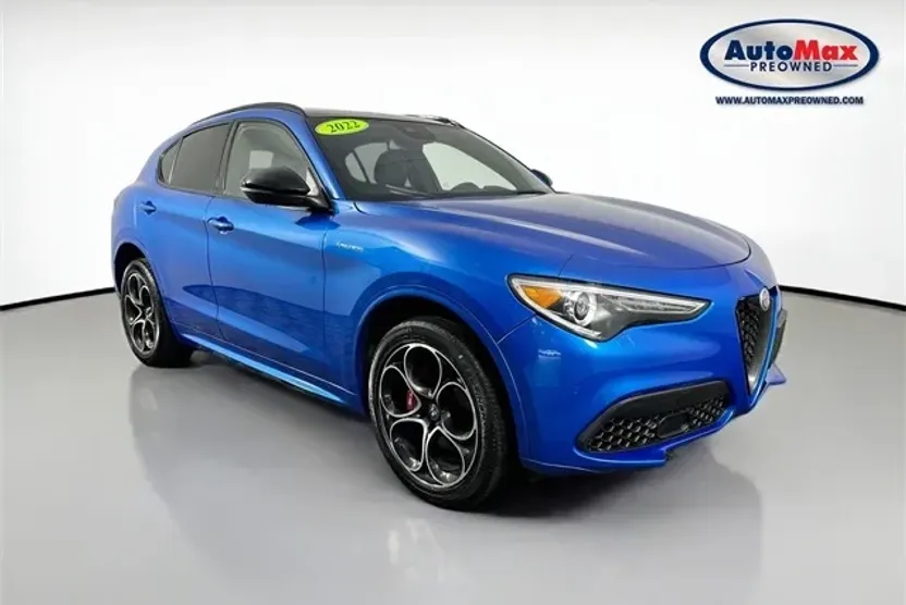 2022 Alfa Romeo Stelvio Ti Sport photo 1