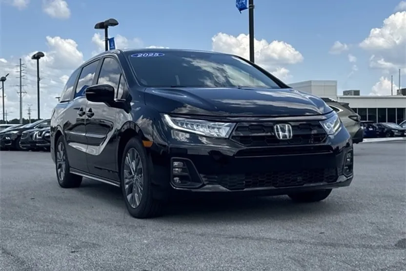 2025 Honda Odyssey Touring photo 1
