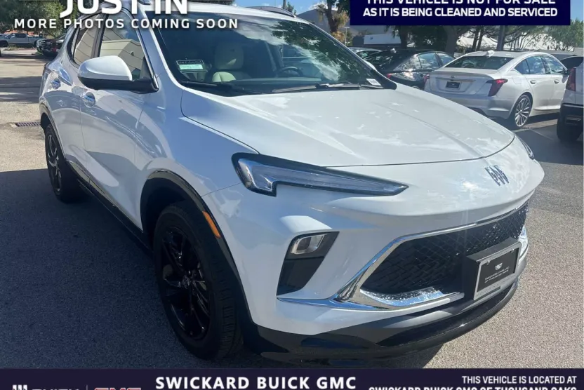 2024 Buick Encore GX Sport Touring photo 1