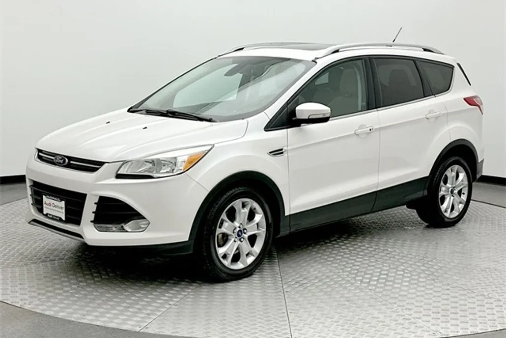 2014 Ford Escape Titanium photo 1