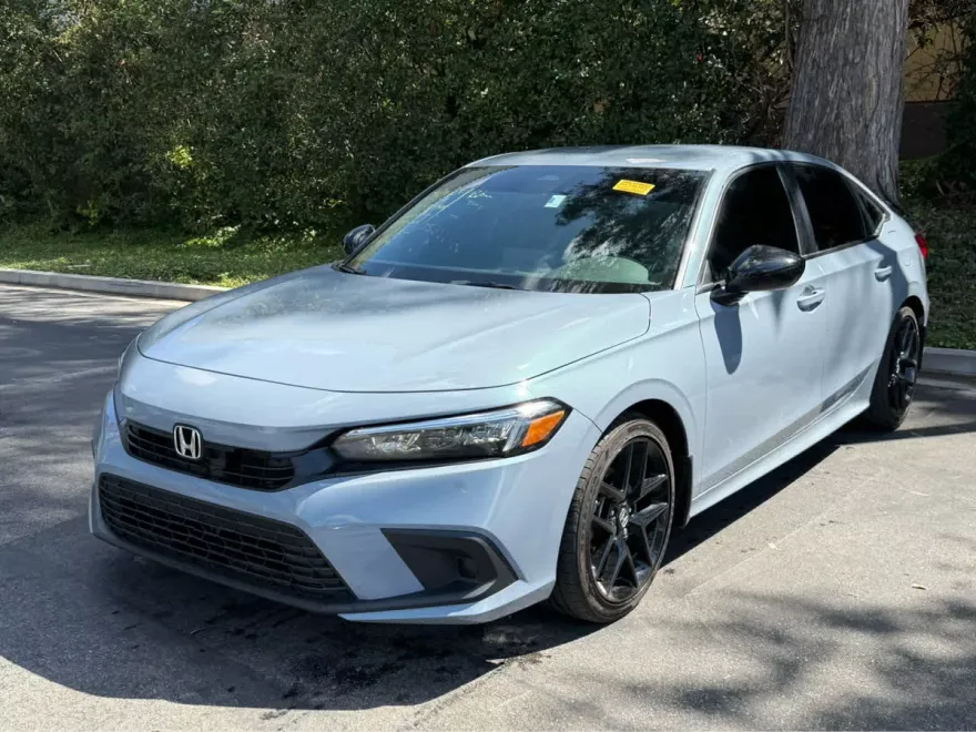 2024 Honda Civic Sport photo 1