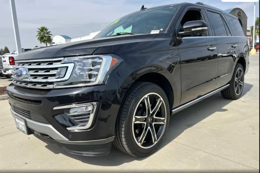 2021 Ford Expedition Limited photo 1