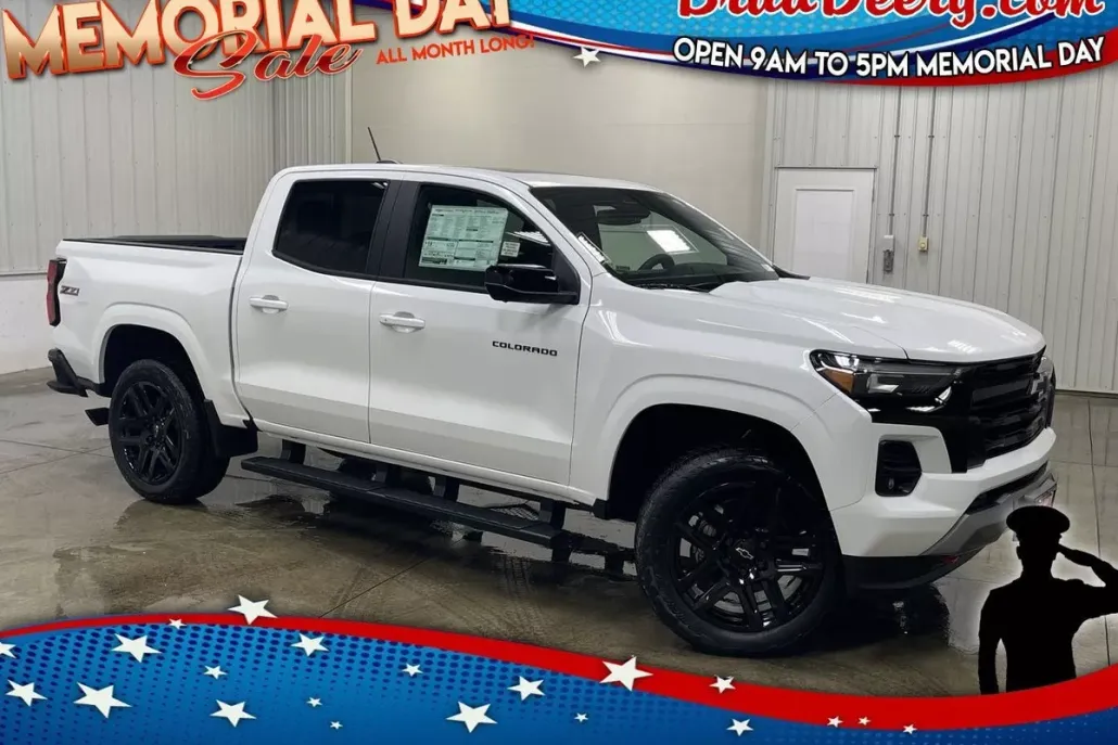 2025 Chevrolet Colorado Z71 photo 1