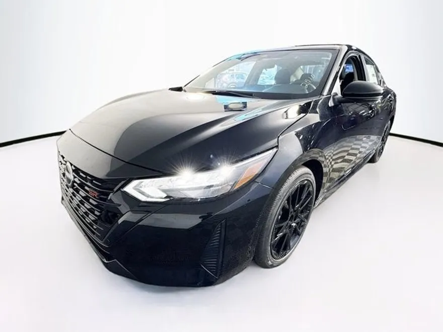 2025 Nissan Sentra SR photo 1
