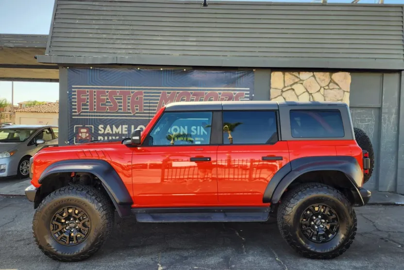 2023 Ford Bronco Raptor photo 1