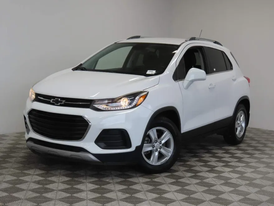 2019 Chevrolet Trax LT photo 1