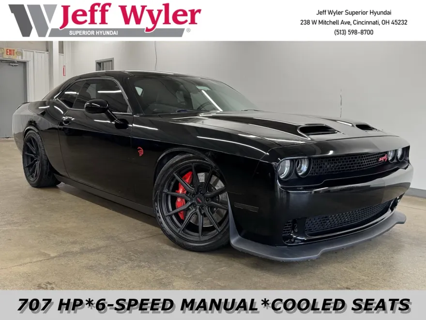 2016 Dodge Challenger SRT8 Hellcat photo 1