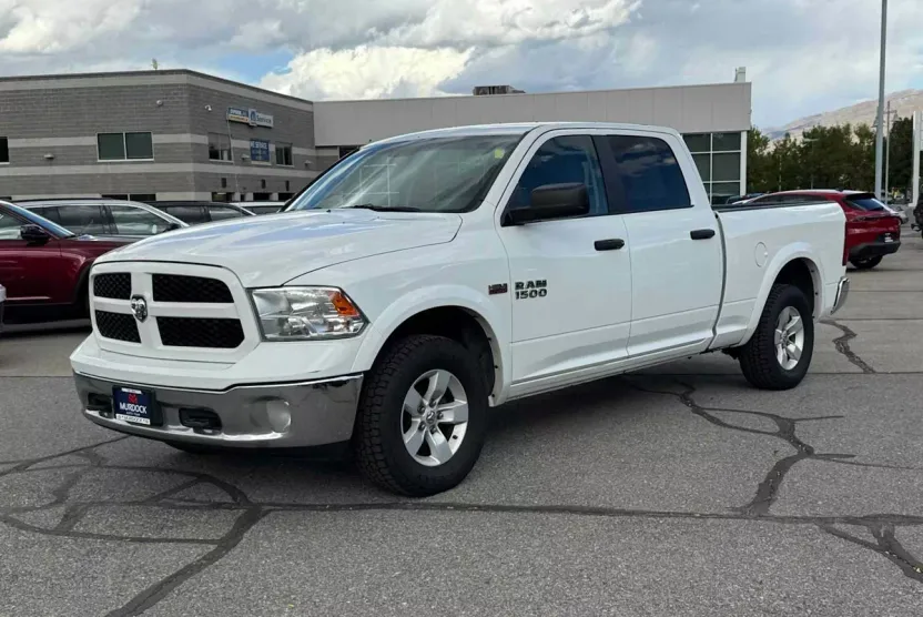 2017 Ram 1500 SLT photo 1