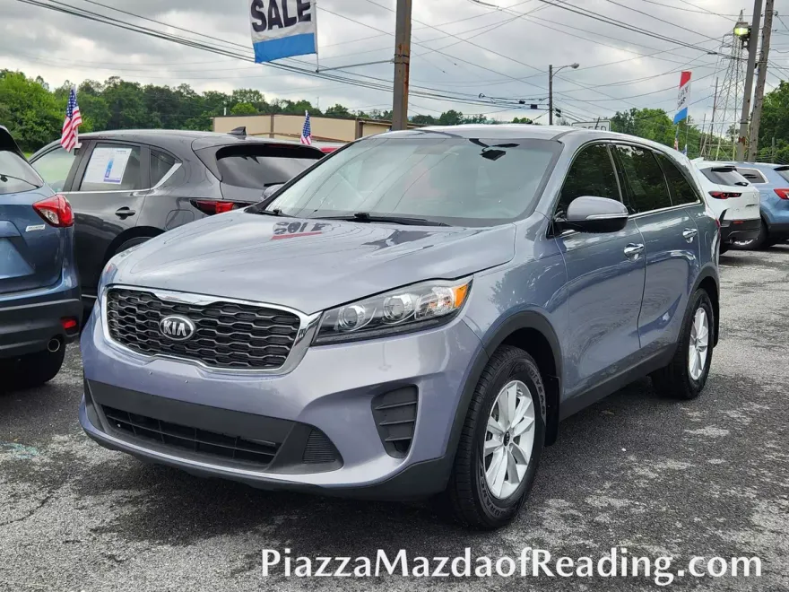 2020 Kia Sorento LX photo 1